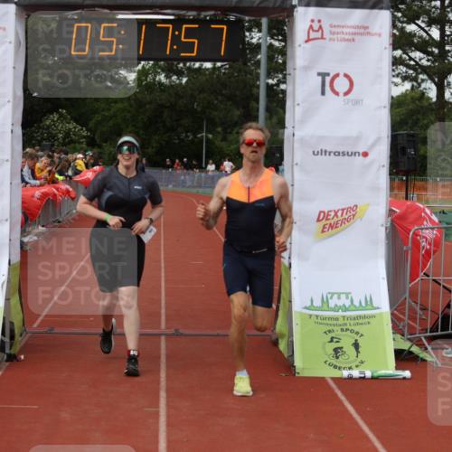 14.06.2026 - 7 Türme Triathlon Andreas Tolksdorf http://msf.ph/oto/9807345 14.06.2026 16:17:55 Ziel 1222, 1332, 1372, 1394, 1450, 1465, 1552 meine-sportfotos.de