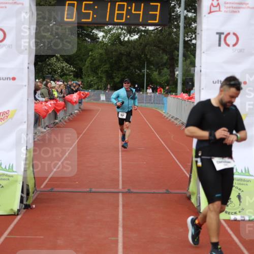 14.06.2026 - 7 Türme Triathlon Andreas Tolksdorf http://msf.ph/oto/9807378 14.06.2026 16:18:42 Ziel 1288, 1326, 1378 meine-sportfotos.de