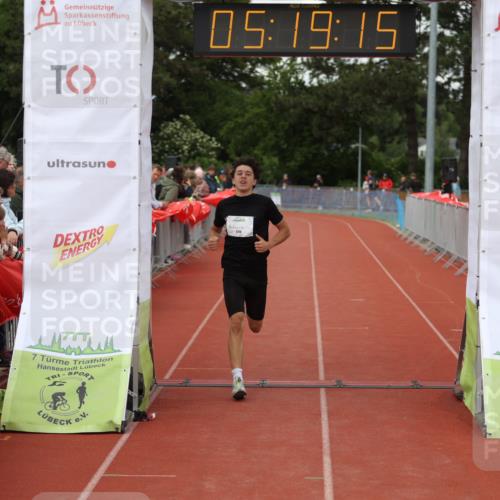 14.06.2026 - 7 Türme Triathlon Andreas Tolksdorf http://msf.ph/oto/9807397 14.06.2026 16:19:14 Ziel 1296 meine-sportfotos.de