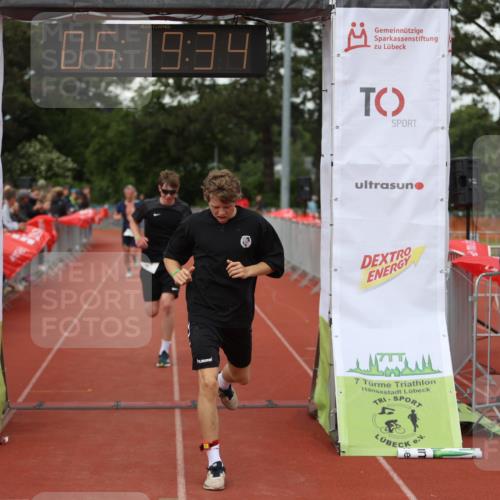 14.06.2026 - 7 Türme Triathlon Andreas Tolksdorf http://msf.ph/oto/9807403 14.06.2026 16:19:33 Ziel 1381, 1387, 1489 meine-sportfotos.de