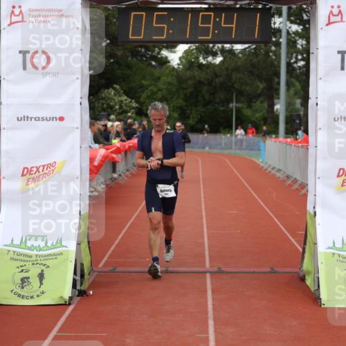 14.06.2026 - 7 Türme Triathlon Andreas Tolksdorf http://msf.ph/oto/9807413 14.06.2026 16:19:40 Ziel 727, 1381, 1387, 1489 meine-sportfotos.de