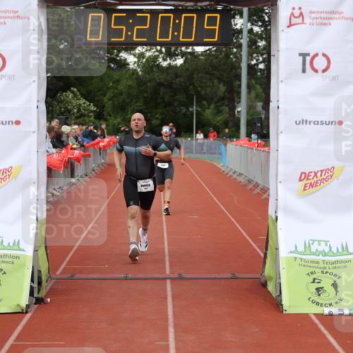 14.06.2026 - 7 Türme Triathlon Andreas Tolksdorf http://msf.ph/oto/9807437 14.06.2026 16:20:08 Ziel 1268, 1301 meine-sportfotos.de