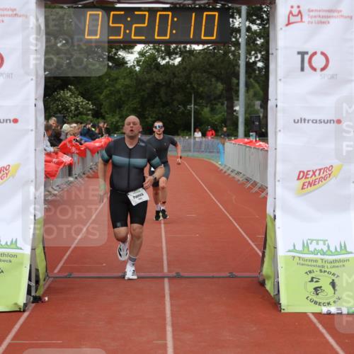 14.06.2026 - 7 Türme Triathlon Andreas Tolksdorf http://msf.ph/oto/9807439 14.06.2026 16:20:09 Ziel 1268, 1301 meine-sportfotos.de