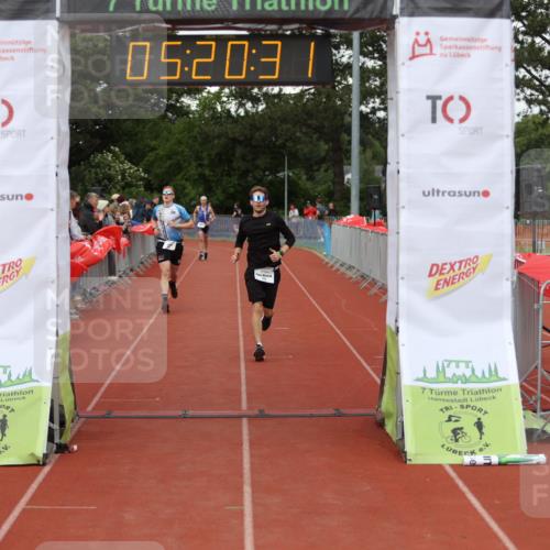 14.06.2026 - 7 Türme Triathlon Andreas Tolksdorf http://msf.ph/oto/9807453 14.06.2026 16:20:29 Ziel 758, 1388, 1430 meine-sportfotos.de