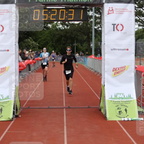 14.06.2026 - 7 Türme Triathlon Andreas Tolksdorf http://msf.ph/oto/9807454 14.06.2026 16:20:30 Ziel 758, 1388, 1430 meine-sportfotos.de