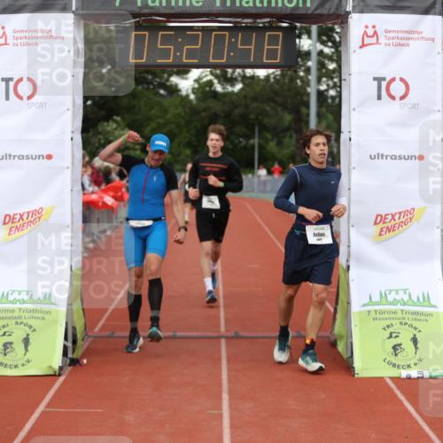 14.06.2026 - 7 Türme Triathlon Andreas Tolksdorf http://msf.ph/oto/9807479 14.06.2026 16:20:47 Ziel 780, 1294, 1313, 1415 meine-sportfotos.de