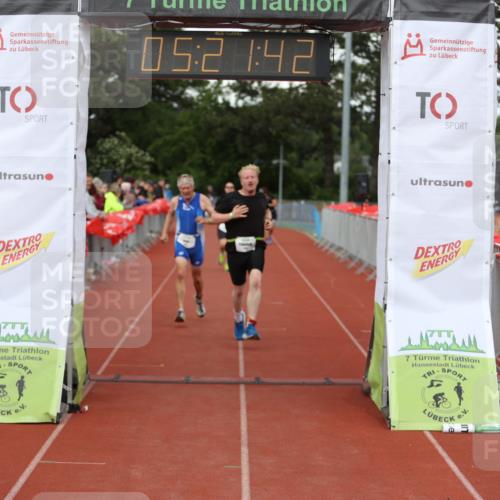 14.06.2026 - 7 Türme Triathlon Andreas Tolksdorf http://msf.ph/oto/9807528 14.06.2026 16:21:41 Ziel 1321, 1357, 1392 meine-sportfotos.de