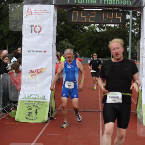 14.06.2026 - 7 Türme Triathlon Andreas Tolksdorf http://msf.ph/oto/9807534 14.06.2026 16:21:43 Ziel 1321, 1357, 1392 meine-sportfotos.de