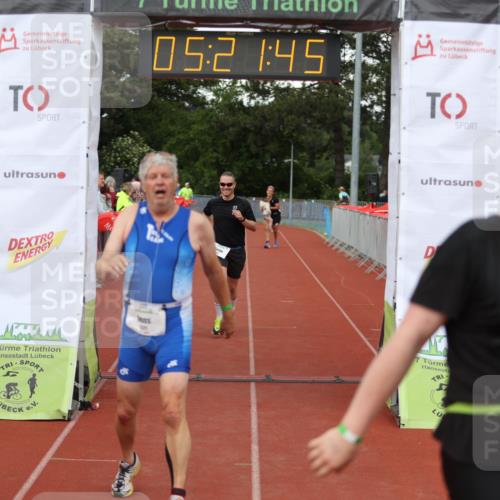 14.06.2026 - 7 Türme Triathlon Andreas Tolksdorf http://msf.ph/oto/9807535 14.06.2026 16:21:44 Ziel 1321, 1357, 1392 meine-sportfotos.de