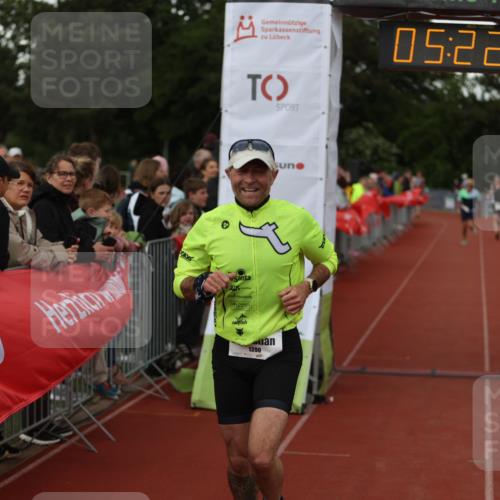 14.06.2026 - 7 Türme Triathlon Andreas Tolksdorf http://msf.ph/oto/9807546 14.06.2026 16:22:01 Ziel 872, 1340, 1350, 1390 meine-sportfotos.de