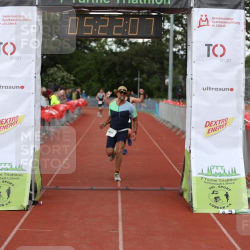 14.06.2026 - 7 Türme Triathlon Andreas Tolksdorf http://msf.ph/oto/9807549 14.06.2026 16:22:05 Ziel 1340, 1350, 1390 meine-sportfotos.de