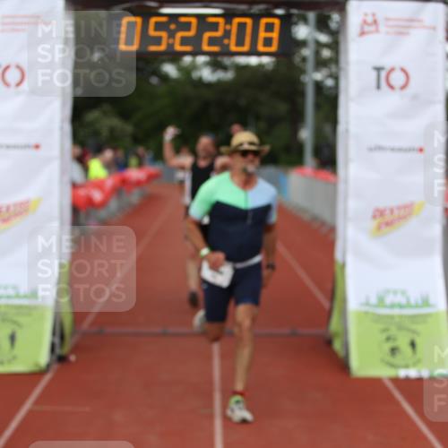 14.06.2026 - 7 Türme Triathlon Andreas Tolksdorf http://msf.ph/oto/9807553 14.06.2026 16:22:07 Ziel 1340, 1350, 1390 meine-sportfotos.de