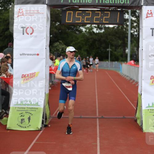 14.06.2026 - 7 Türme Triathlon Andreas Tolksdorf http://msf.ph/oto/9807564 14.06.2026 16:22:20 Ziel 626, 796, 819 meine-sportfotos.de