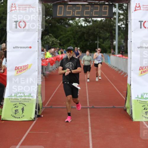 14.06.2026 - 7 Türme Triathlon Andreas Tolksdorf http://msf.ph/oto/9807568 14.06.2026 16:22:28 Ziel 796, 819, 939, 1366, 1800 meine-sportfotos.de