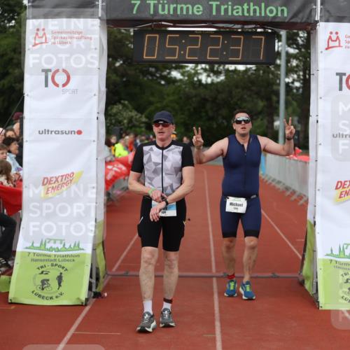 14.06.2026 - 7 Türme Triathlon Andreas Tolksdorf http://msf.ph/oto/9807576 14.06.2026 16:22:36 Ziel 819, 874, 939, 1366, 1800 meine-sportfotos.de