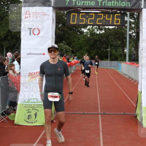 14.06.2026 - 7 Türme Triathlon Andreas Tolksdorf http://msf.ph/oto/9807588 14.06.2026 16:22:45 Ziel 874, 1261, 1316, 1446, 1487 meine-sportfotos.de