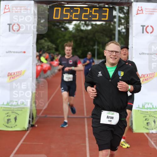 14.06.2026 - 7 Türme Triathlon Andreas Tolksdorf http://msf.ph/oto/9807598 14.06.2026 16:22:52 Ziel 1261, 1316, 1422, 1446, 1487 meine-sportfotos.de