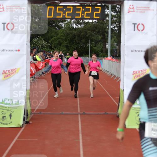 14.06.2026 - 7 Türme Triathlon Andreas Tolksdorf http://msf.ph/oto/9807621 14.06.2026 16:23:21 Ziel 1426, 1434, 1784 meine-sportfotos.de