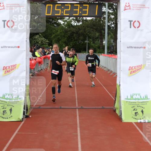 14.06.2026 - 7 Türme Triathlon Andreas Tolksdorf http://msf.ph/oto/9807634 14.06.2026 16:23:29 Ziel 697, 783, 1267, 1339, 1356, 1784 meine-sportfotos.de