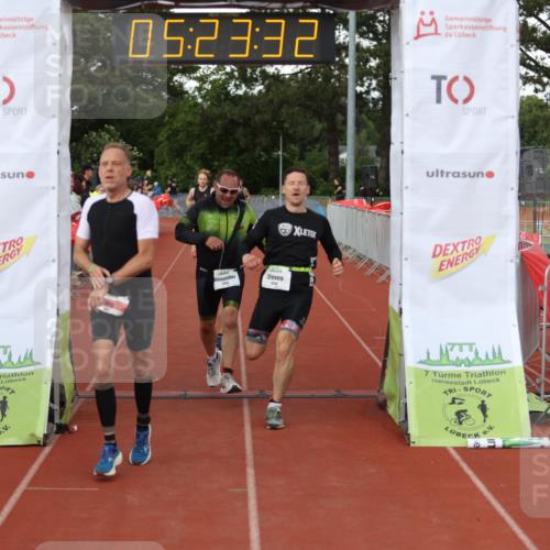 14.06.2026 - 7 Türme Triathlon Andreas Tolksdorf http://msf.ph/oto/9807638 14.06.2026 16:23:31 Ziel 697, 783, 1267, 1339, 1356 meine-sportfotos.de