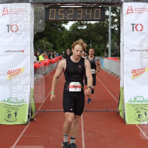 14.06.2026 - 7 Türme Triathlon Andreas Tolksdorf http://msf.ph/oto/9807645 14.06.2026 16:23:39 Ziel 697, 1205, 1267, 1339, 1345, 1356, 1420 meine-sportfotos.de