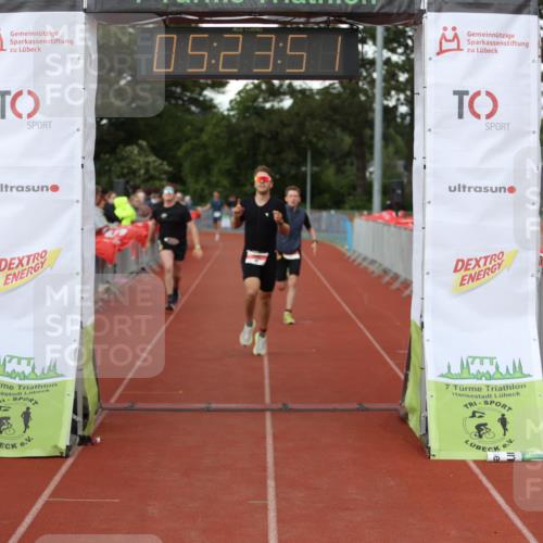 14.06.2026 - 7 Türme Triathlon Andreas Tolksdorf http://msf.ph/oto/9807654 14.06.2026 16:23:50 Ziel 867, 868, 1324, 1345, 1420 meine-sportfotos.de