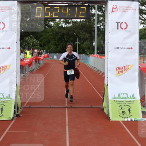 14.06.2026 - 7 Türme Triathlon Andreas Tolksdorf http://msf.ph/oto/9807672 14.06.2026 16:24:10 Ziel 601, 1277, 1453 meine-sportfotos.de