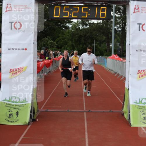 14.06.2026 - 7 Türme Triathlon Andreas Tolksdorf http://msf.ph/oto/9807702 14.06.2026 16:25:16 Ziel 970, 1323, 1460 meine-sportfotos.de