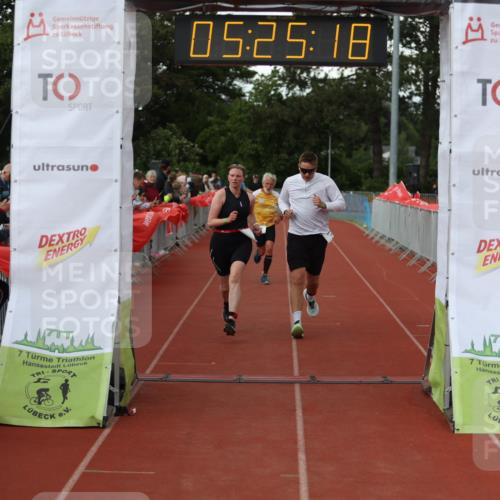 14.06.2026 - 7 Türme Triathlon Andreas Tolksdorf http://msf.ph/oto/9807705 14.06.2026 16:25:16 Ziel 970, 1323, 1460 meine-sportfotos.de