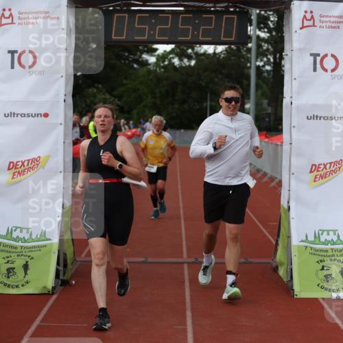 14.06.2026 - 7 Türme Triathlon Andreas Tolksdorf http://msf.ph/oto/9807713 14.06.2026 16:25:18 Ziel 970, 1323, 1460 meine-sportfotos.de