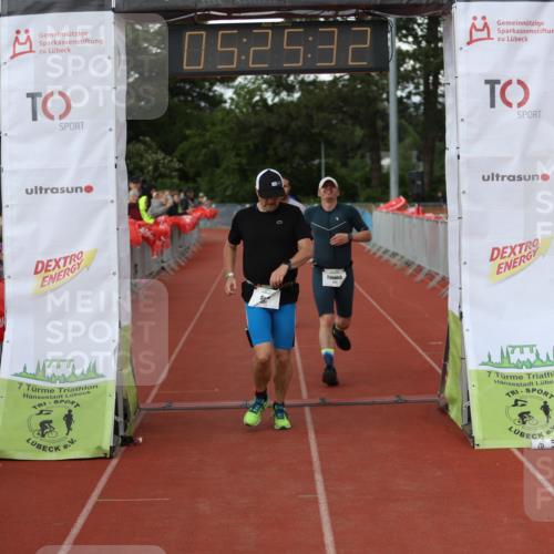 14.06.2026 - 7 Türme Triathlon Andreas Tolksdorf http://msf.ph/oto/9807725 14.06.2026 16:25:31 Ziel 680, 1231, 1242, 1331 meine-sportfotos.de