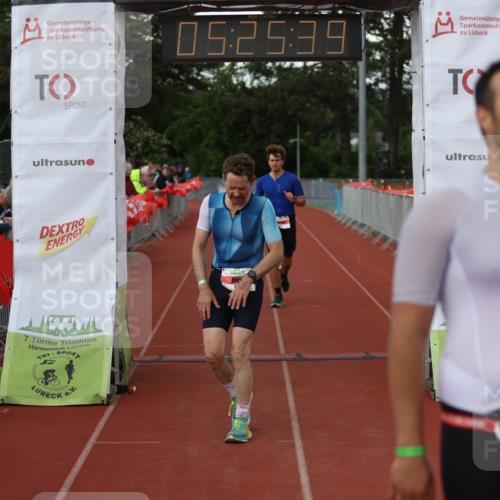 14.06.2026 - 7 Türme Triathlon Andreas Tolksdorf http://msf.ph/oto/9807758 14.06.2026 16:25:38 Ziel 680, 768, 1231, 1242, 1331 meine-sportfotos.de