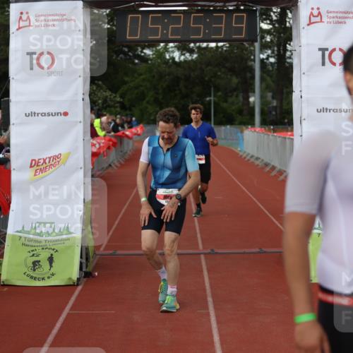 14.06.2026 - 7 Türme Triathlon Andreas Tolksdorf http://msf.ph/oto/9807759 14.06.2026 16:25:38 Ziel 680, 768, 1231, 1242, 1331 meine-sportfotos.de