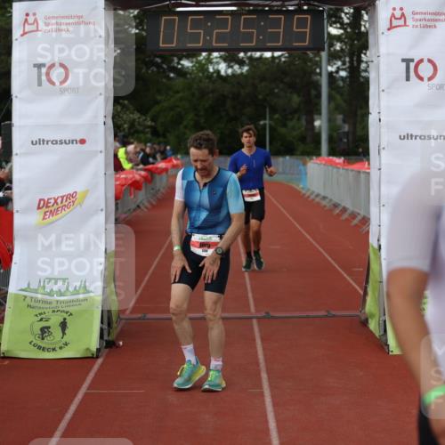 14.06.2026 - 7 Türme Triathlon Andreas Tolksdorf http://msf.ph/oto/9807761 14.06.2026 16:25:38 Ziel 680, 768, 1231, 1242, 1331 meine-sportfotos.de
