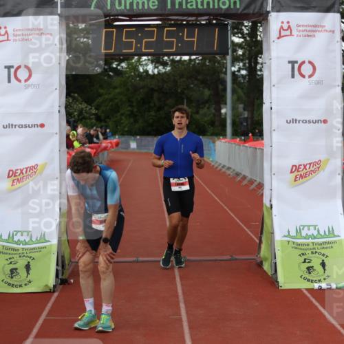 14.06.2026 - 7 Türme Triathlon Andreas Tolksdorf http://msf.ph/oto/9807767 14.06.2026 16:25:40 Ziel 680, 768, 1231, 1242 meine-sportfotos.de