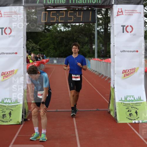 14.06.2026 - 7 Türme Triathlon Andreas Tolksdorf http://msf.ph/oto/9807769 14.06.2026 16:25:40 Ziel 680, 768, 1231, 1242 meine-sportfotos.de