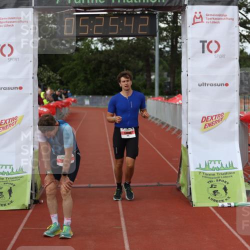 14.06.2026 - 7 Türme Triathlon Andreas Tolksdorf http://msf.ph/oto/9807773 14.06.2026 16:25:40 Ziel 680, 768, 1231, 1242 meine-sportfotos.de