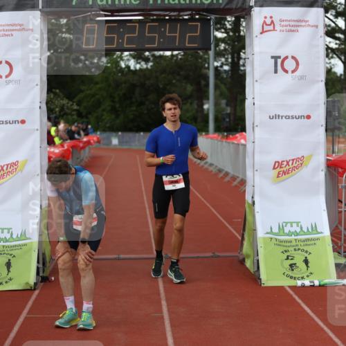 14.06.2026 - 7 Türme Triathlon Andreas Tolksdorf http://msf.ph/oto/9807774 14.06.2026 16:25:40 Ziel 680, 768, 1231, 1242 meine-sportfotos.de