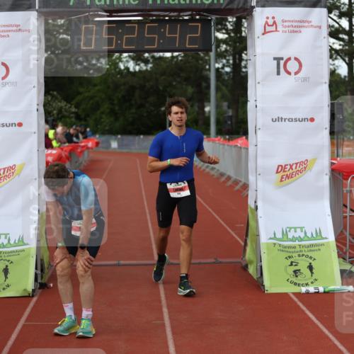 14.06.2026 - 7 Türme Triathlon Andreas Tolksdorf http://msf.ph/oto/9807775 14.06.2026 16:25:40 Ziel 680, 768, 1231, 1242 meine-sportfotos.de