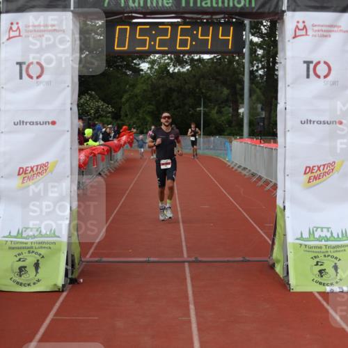 14.06.2026 - 7 Türme Triathlon Andreas Tolksdorf http://msf.ph/oto/9807900 14.06.2026 16:26:43 Ziel 695, 1775 meine-sportfotos.de