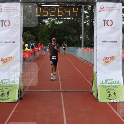 14.06.2026 - 7 Türme Triathlon Andreas Tolksdorf http://msf.ph/oto/9807906 14.06.2026 16:26:43 Ziel 695, 1775 meine-sportfotos.de