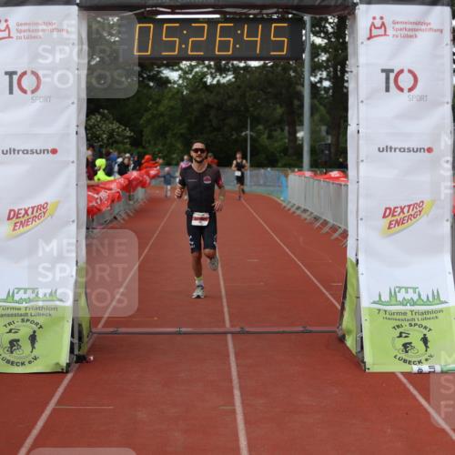 14.06.2026 - 7 Türme Triathlon Andreas Tolksdorf http://msf.ph/oto/9807910 14.06.2026 16:26:43 Ziel 695, 1775 meine-sportfotos.de
