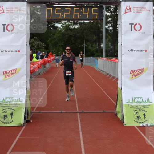 14.06.2026 - 7 Türme Triathlon Andreas Tolksdorf http://msf.ph/oto/9807911 14.06.2026 16:26:43 Ziel 695, 1775 meine-sportfotos.de
