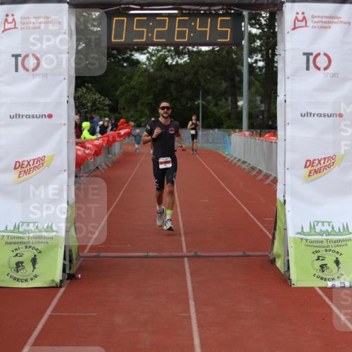 14.06.2026 - 7 Türme Triathlon Andreas Tolksdorf http://msf.ph/oto/9807913 14.06.2026 16:26:44 Ziel 695, 1775 meine-sportfotos.de