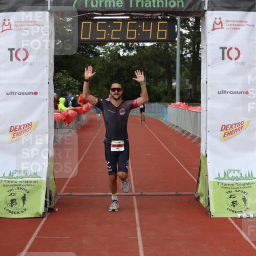 14.06.2026 - 7 Türme Triathlon Andreas Tolksdorf http://msf.ph/oto/9807921 14.06.2026 16:26:45 Ziel 695, 1254 meine-sportfotos.de