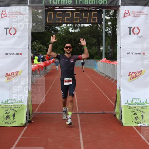 14.06.2026 - 7 Türme Triathlon Andreas Tolksdorf http://msf.ph/oto/9807923 14.06.2026 16:26:45 Ziel 695, 1254 meine-sportfotos.de