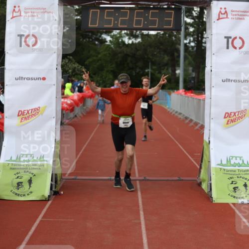 14.06.2026 - 7 Türme Triathlon Andreas Tolksdorf http://msf.ph/oto/9807944 14.06.2026 16:26:52 Ziel 695, 1022, 1254, 1396 meine-sportfotos.de