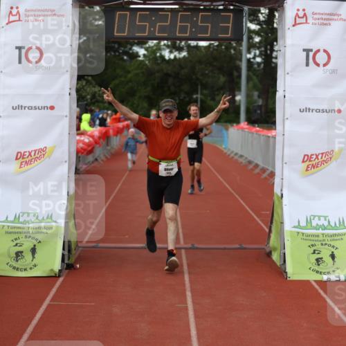 14.06.2026 - 7 Türme Triathlon Andreas Tolksdorf http://msf.ph/oto/9807946 14.06.2026 16:26:52 Ziel 695, 1022, 1254, 1396 meine-sportfotos.de