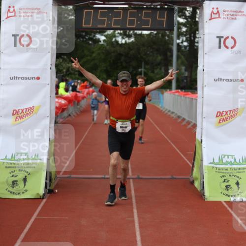 14.06.2026 - 7 Türme Triathlon Andreas Tolksdorf http://msf.ph/oto/9807951 14.06.2026 16:26:52 Ziel 695, 1022, 1254, 1396 meine-sportfotos.de