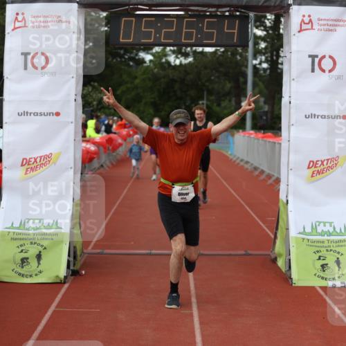 14.06.2026 - 7 Türme Triathlon Andreas Tolksdorf http://msf.ph/oto/9807955 14.06.2026 16:26:53 Ziel 695, 1022, 1254, 1396 meine-sportfotos.de